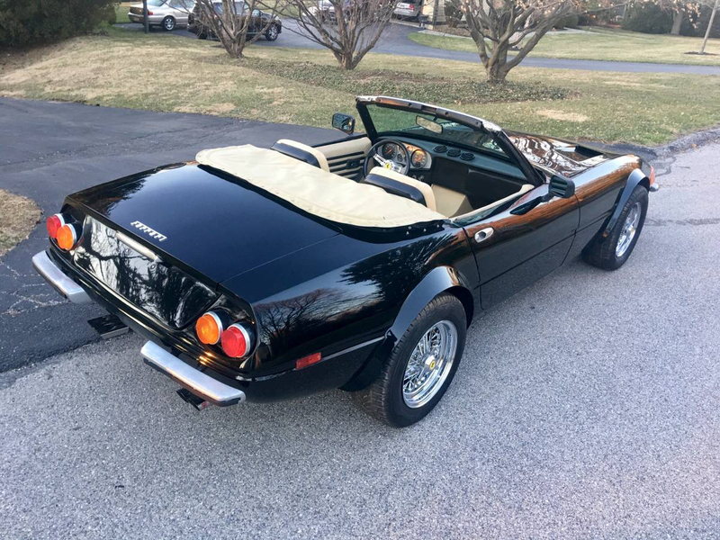 Illustration for article titled At $23,999, Could This 1976 McBurnie Ferrari Daytona Let You Fake It ’Til You Make It?